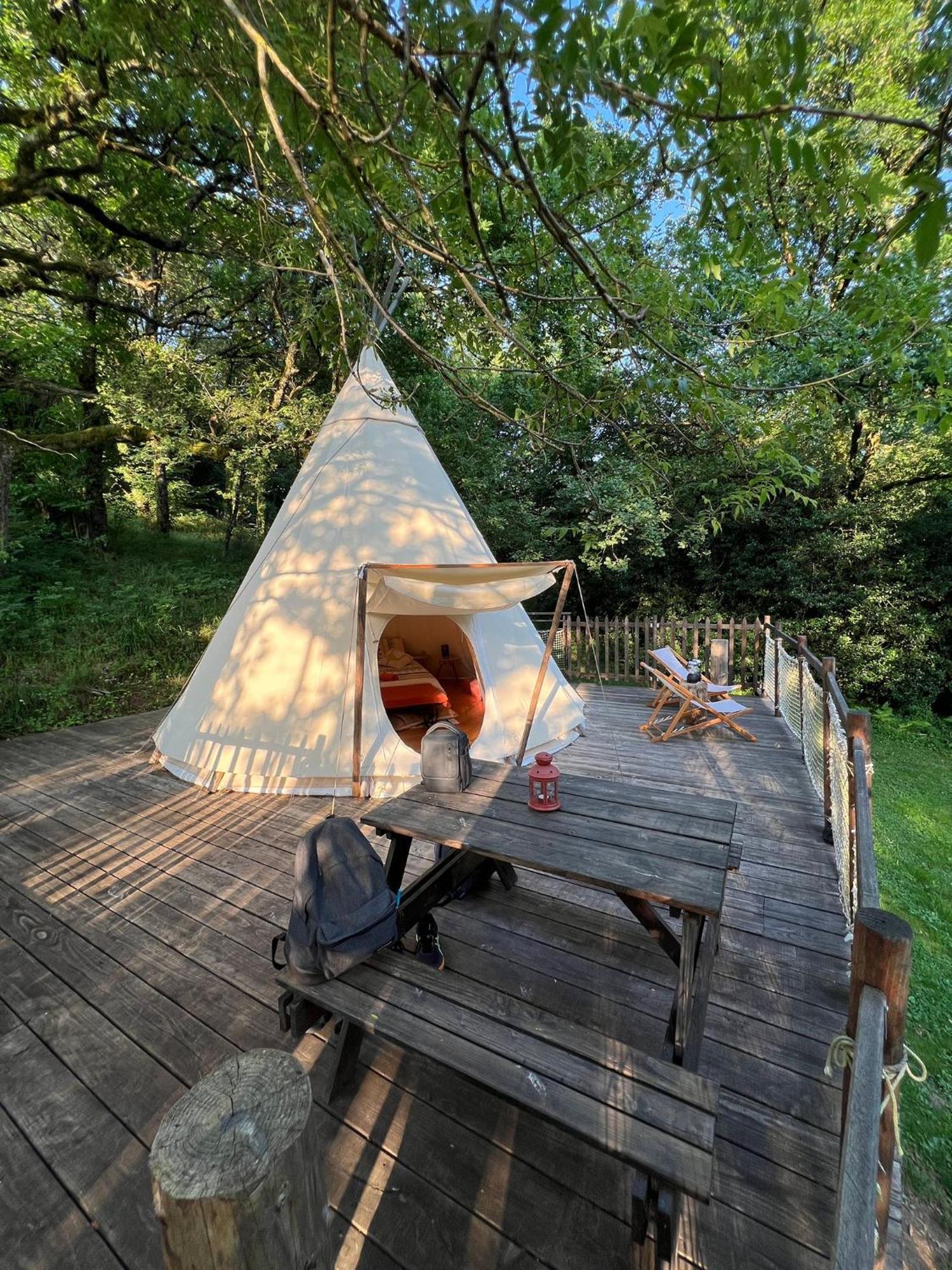 Le Tipi A Marie, Deconnectez- Vous !!! 호텔 Cambounes 외부 사진